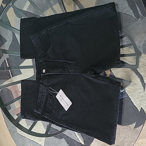 Brand New Straight Leg Jeans ❤️ - Picture 2 of 10